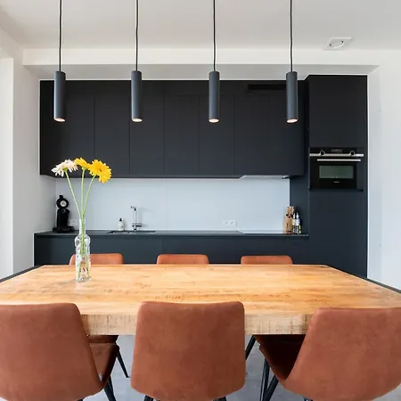 Luxurious New With Stunning Views * Ostend