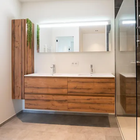 Lägenhet Luxurious New With Stunning Views Oostende