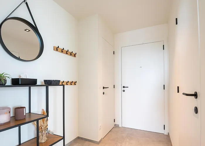 Luxurious New With Stunning Views